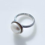Pearlish Medium Round Shaped Fancy Cup Ring